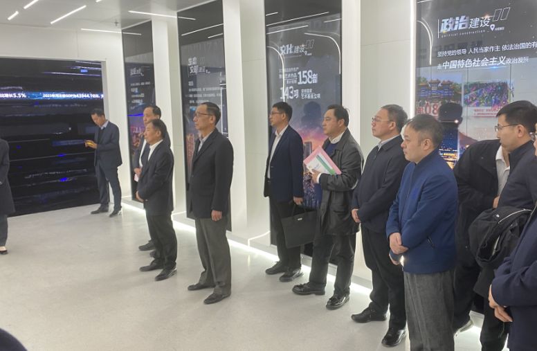 1710984933.jpg 铭研医药CEO何小炳出席河北省驻京办重点项目推介会并做汇报 (3).jpg